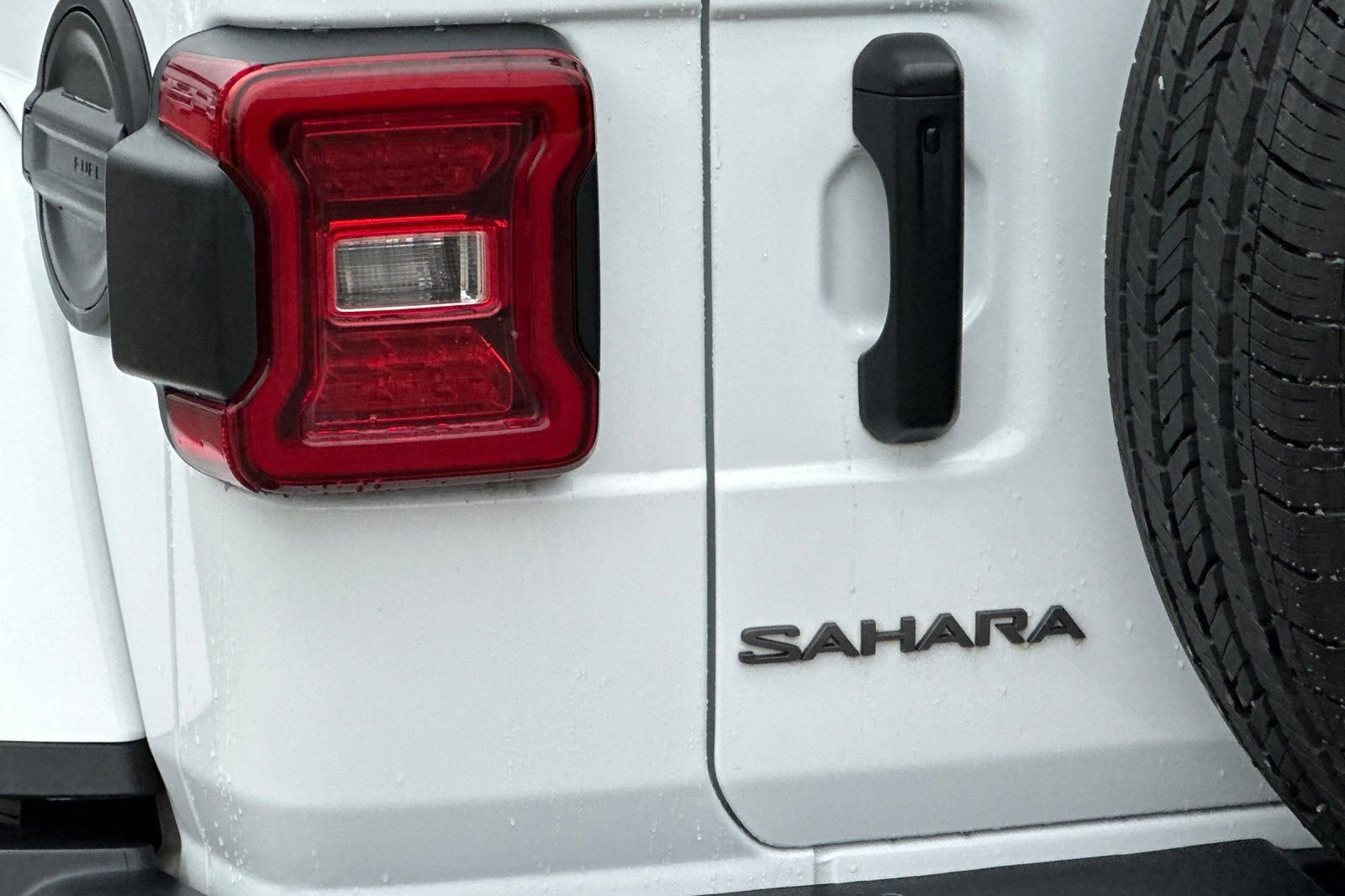 Used 2025 Jeep Wrangler Sahara image 27