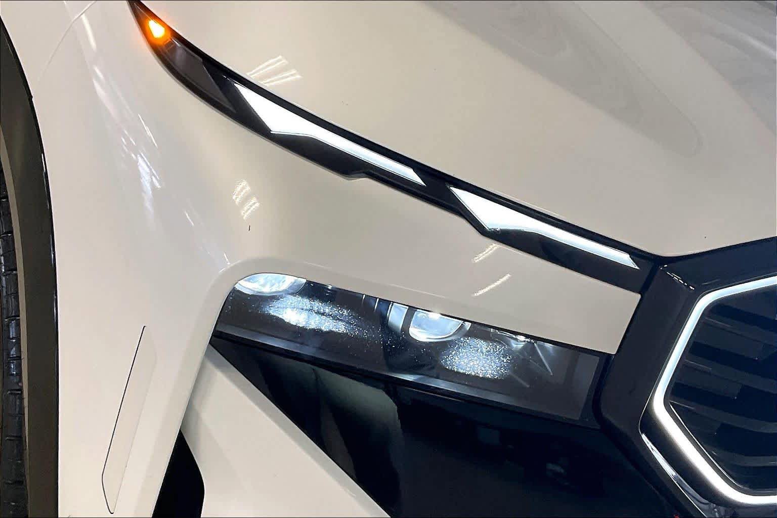 Certified 2024 BMW XM AWD/4WD image 24