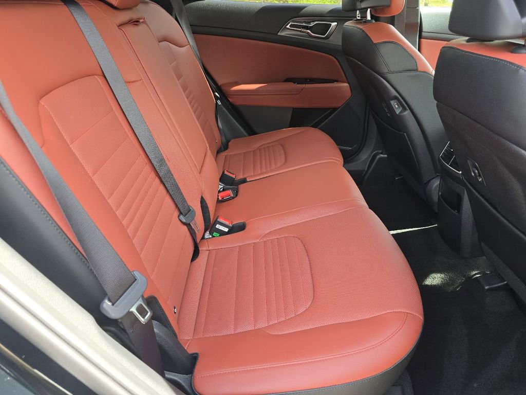 Used 2024 Kia Sportage SX image 21