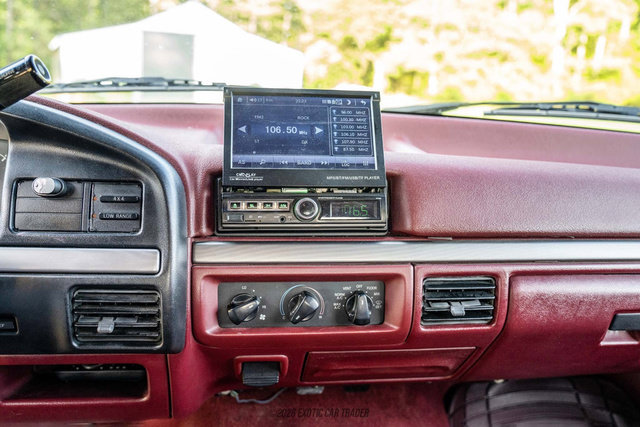 Used 1995 Ford Bronco XLT AWD/4WD image 23