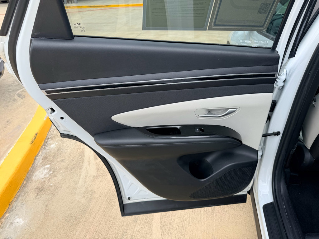 Used 2022 Hyundai Tucson SEL w/ Convenience + Premium Package FWD image 21