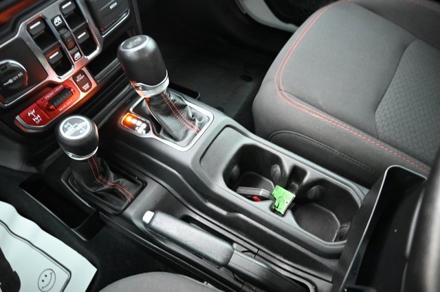 Used 2023 Jeep Wrangler Unlimited Rubicon w/ Cold Weather Group image 19