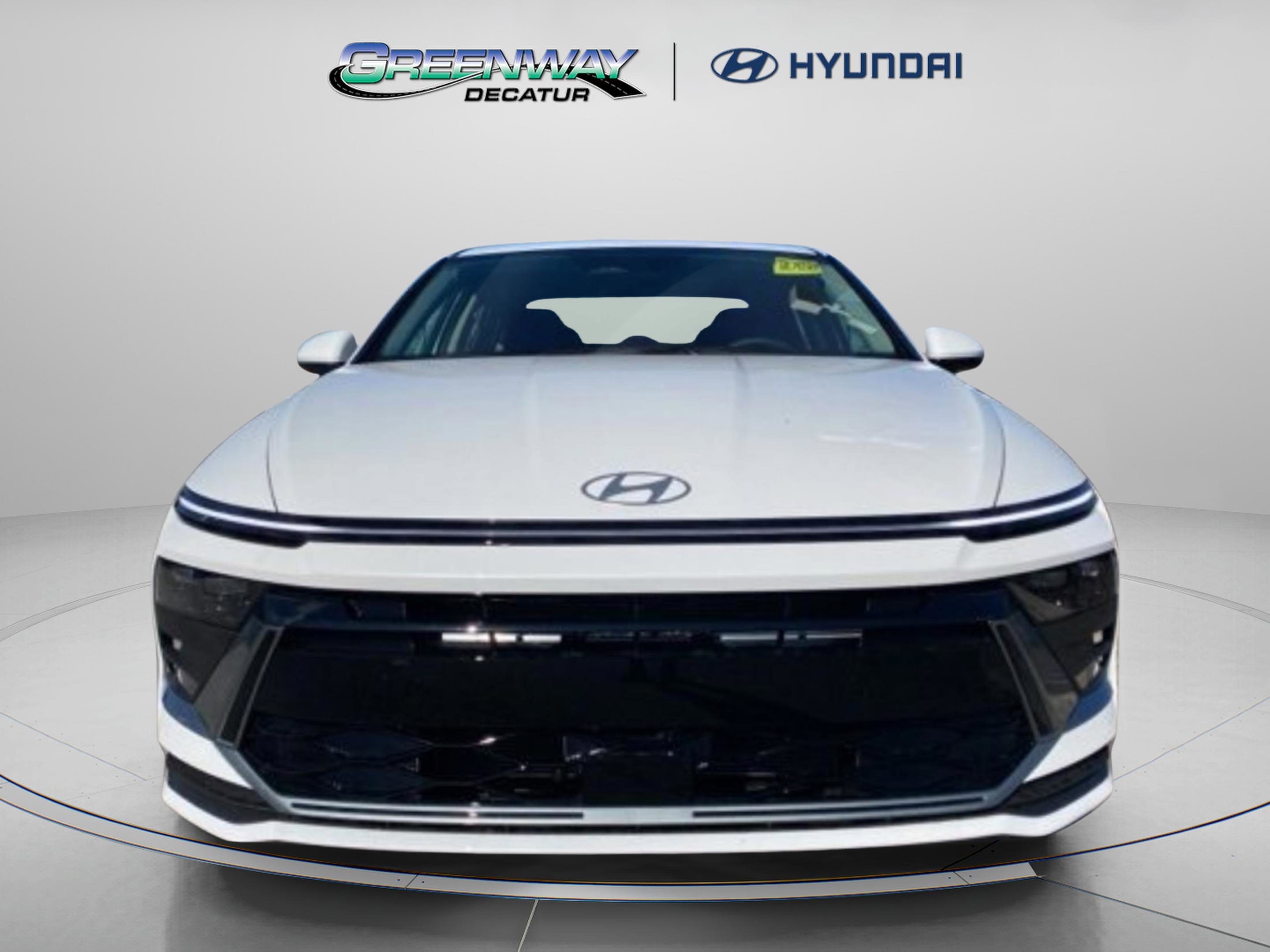 New 2026 Hyundai Sonata SE FWD image 2