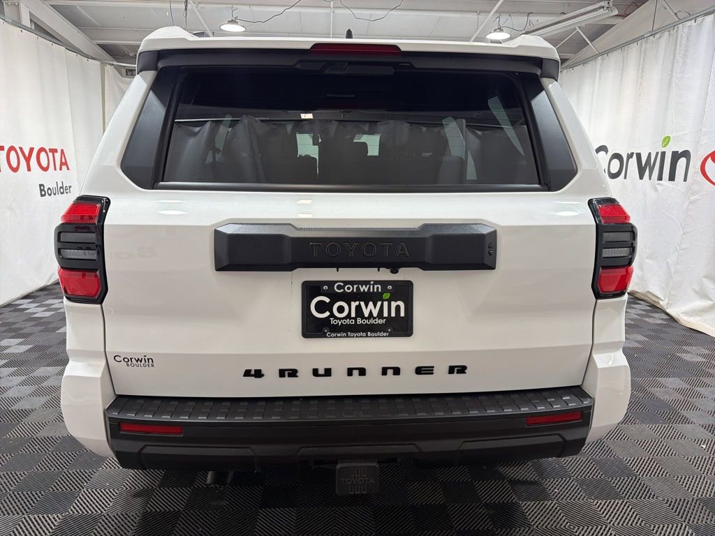 Used 2025 Toyota 4Runner SR5 image 5