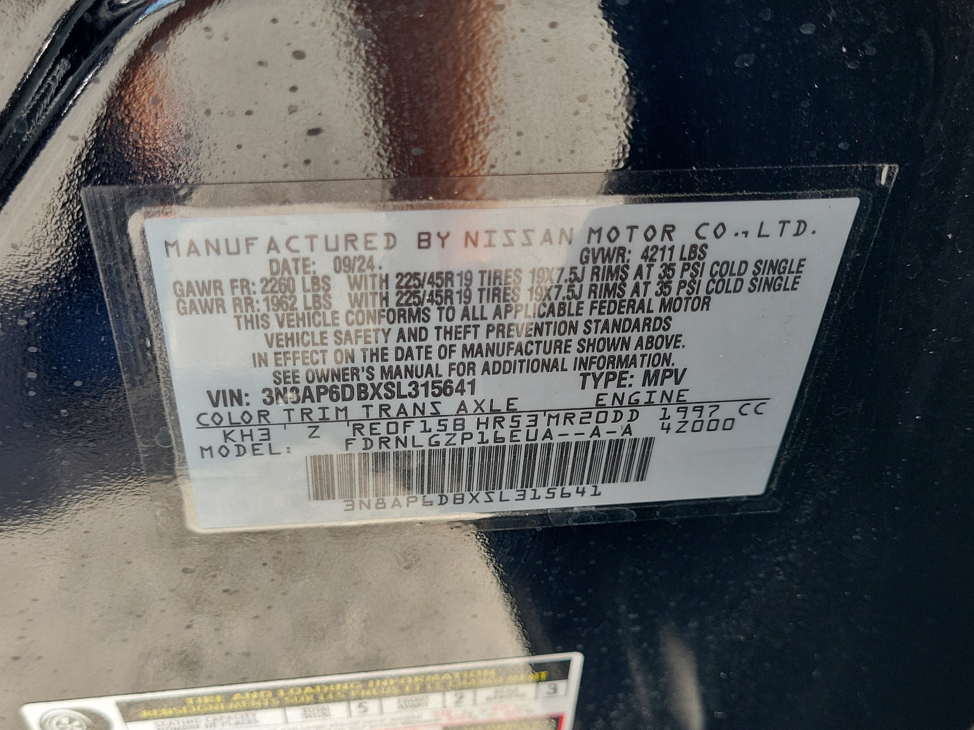 Certified 2025 Nissan Kicks SR AWD/4WD image 23