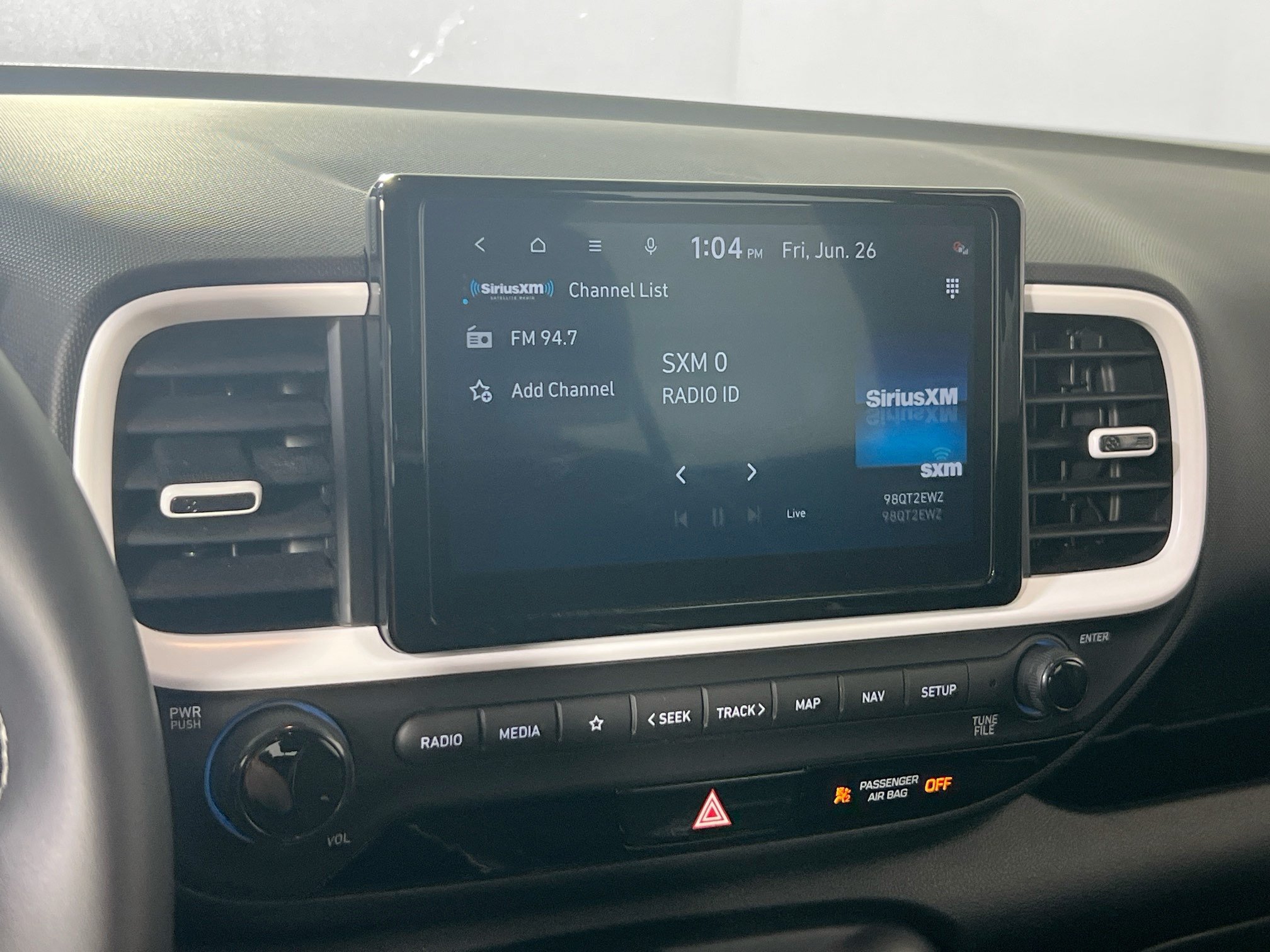 Used 2023 Hyundai Venue Limited FWD image 15