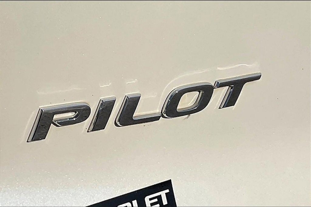 Used 2019 Honda Pilot Elite image 25