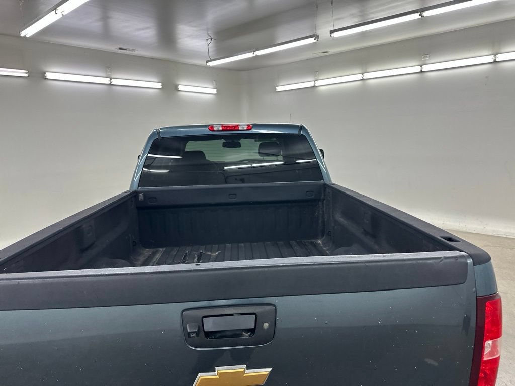 Used 2013 Chevrolet Silverado 2500 LT w/ Interior Plus Package AWD/4WD image 17