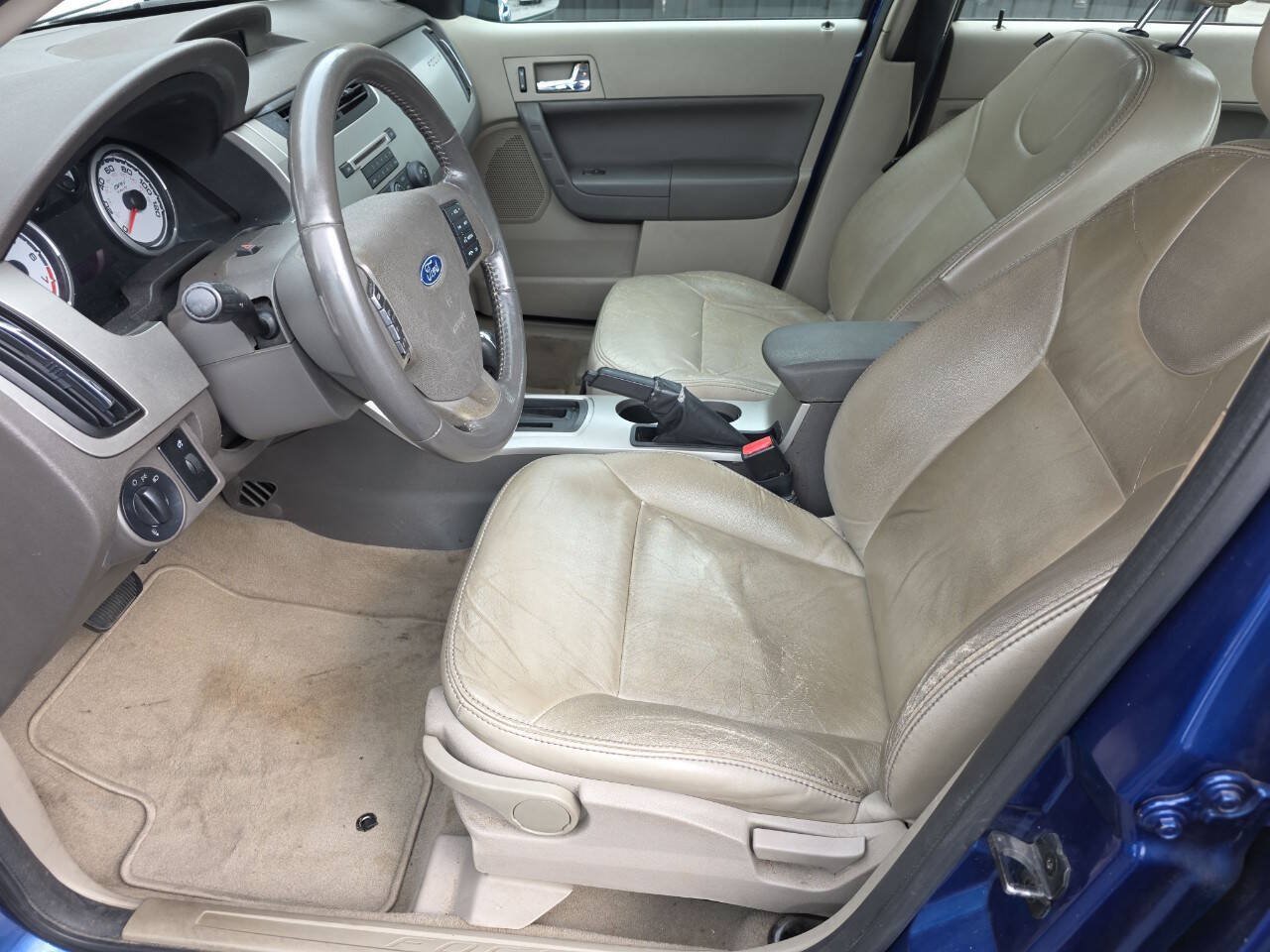 Used 2008 Ford Focus SES FWD image 13