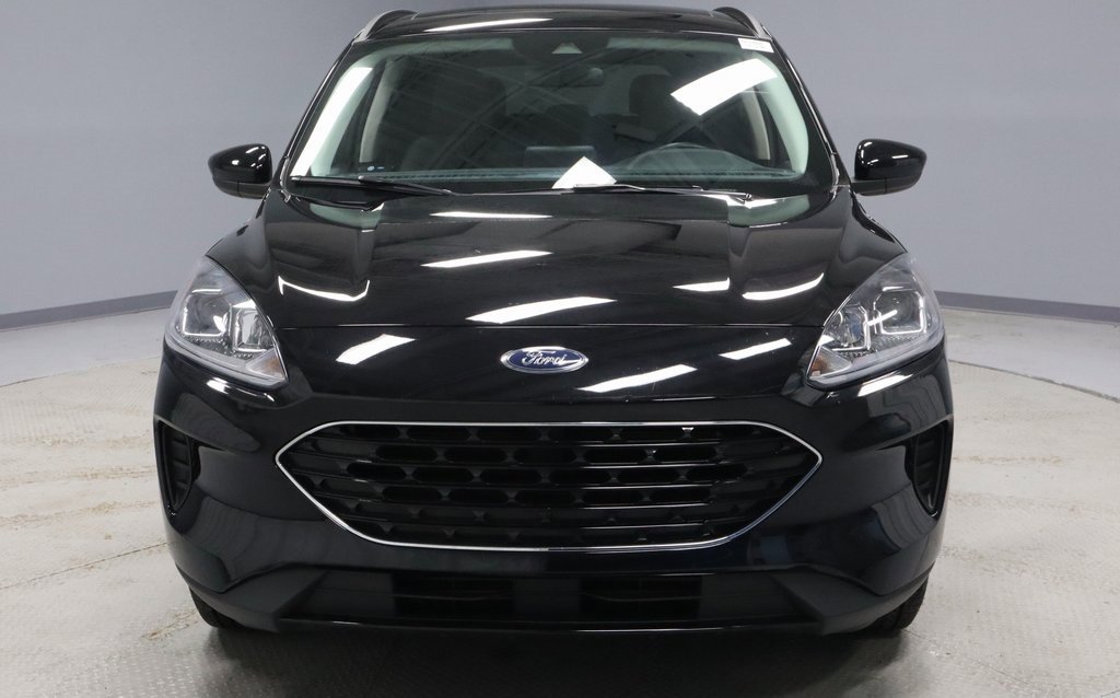 Certified 2022 Ford Escape SE w/ SE Sport Appearance Package image 6