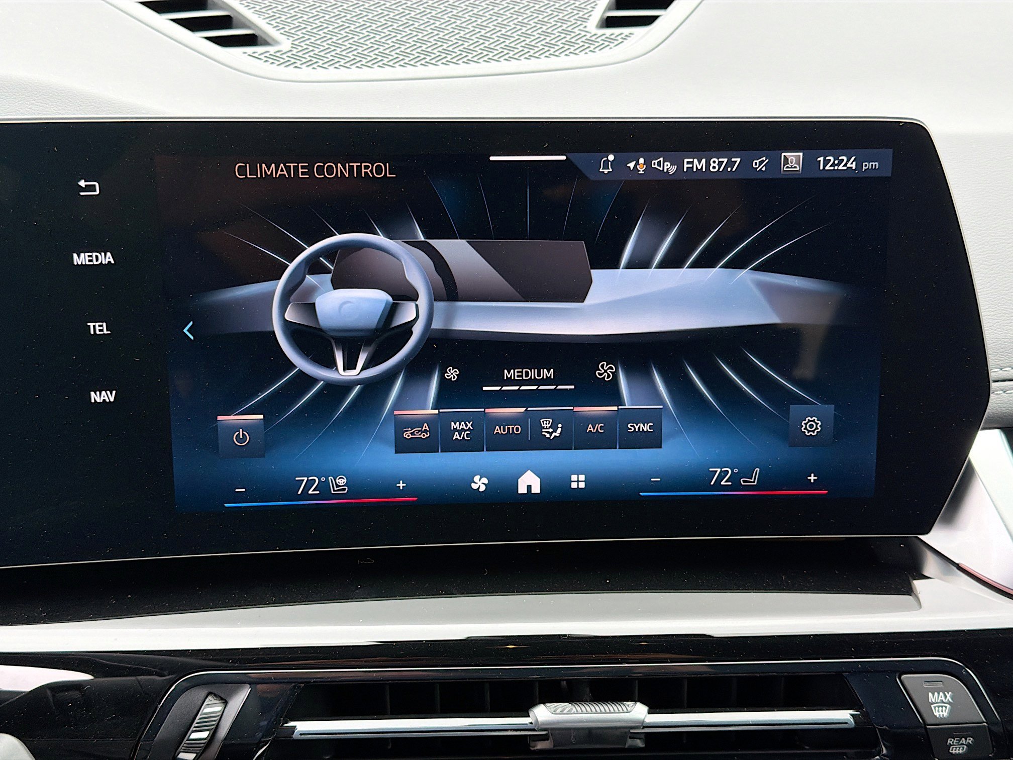 New 2026 BMW X1 xDrive28i w/ Technology Package image 35