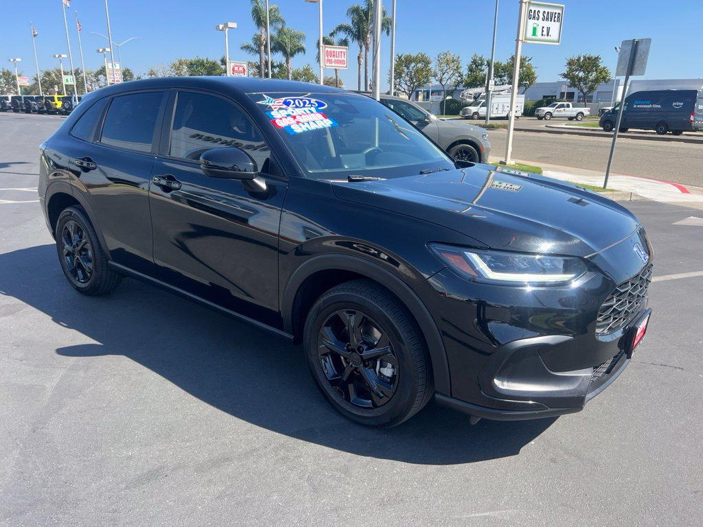 Used 2025 Honda HR-V LX image 7