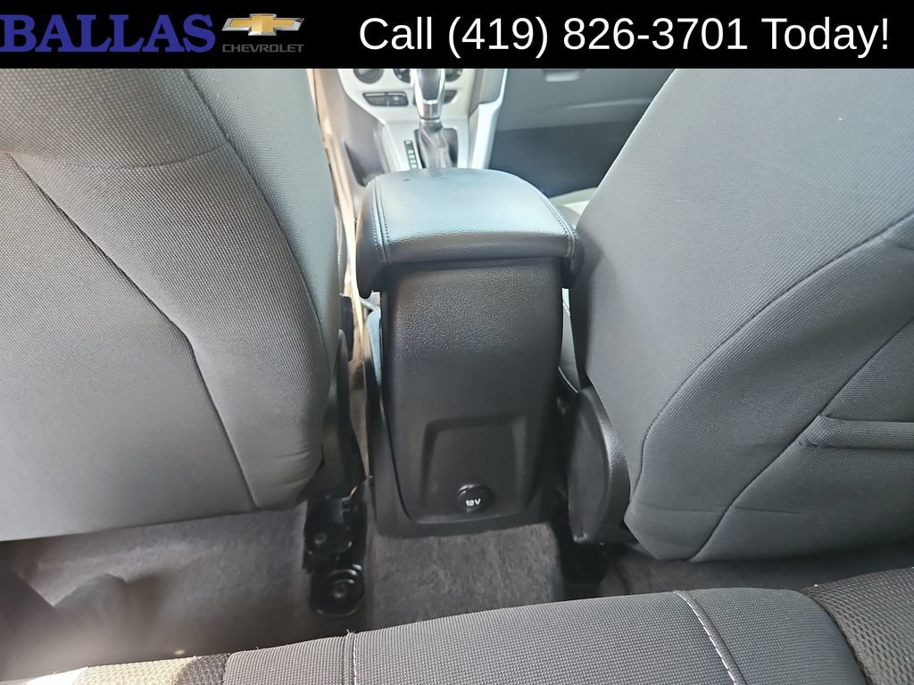 Used 2012 Ford Focus SE FWD image 20