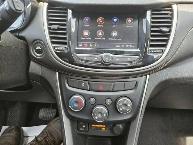 Used 2020 Chevrolet Trax LT w/ Sun & Sound Package AWD/4WD image 29