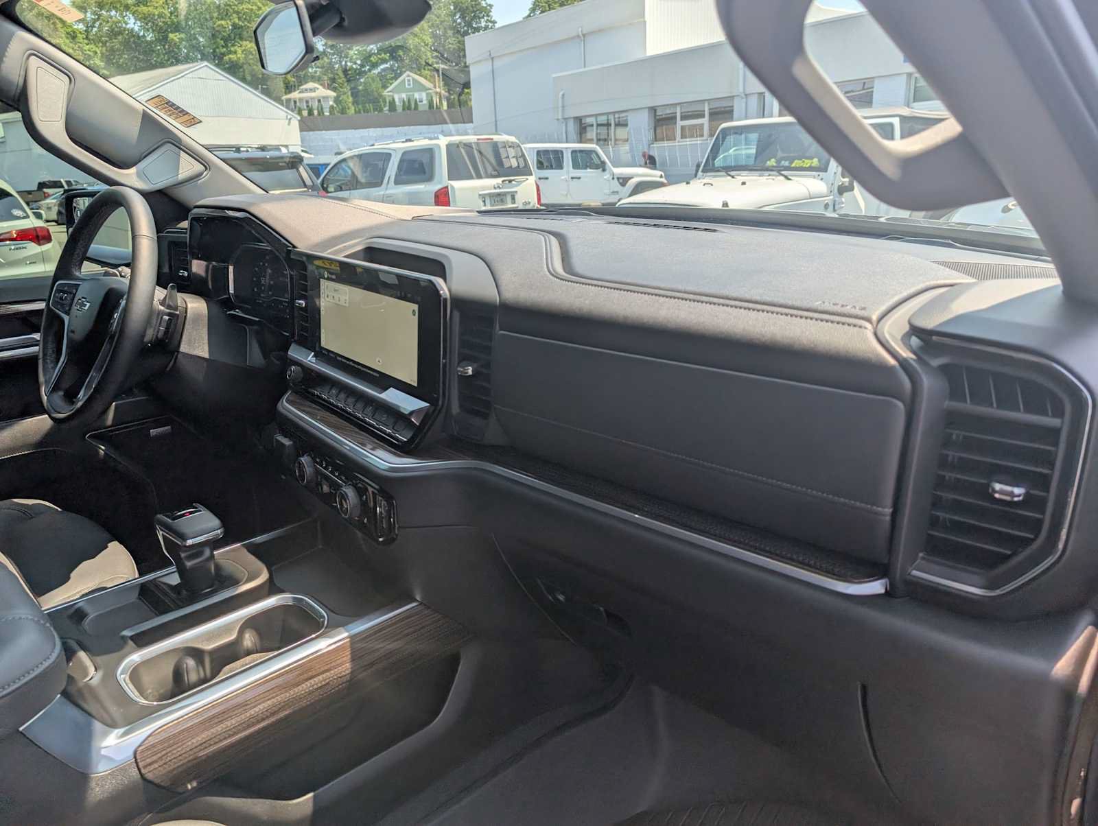 Used 2024 Chevrolet Silverado 1500 RST w/ Convenience Package II AWD/4WD image 28