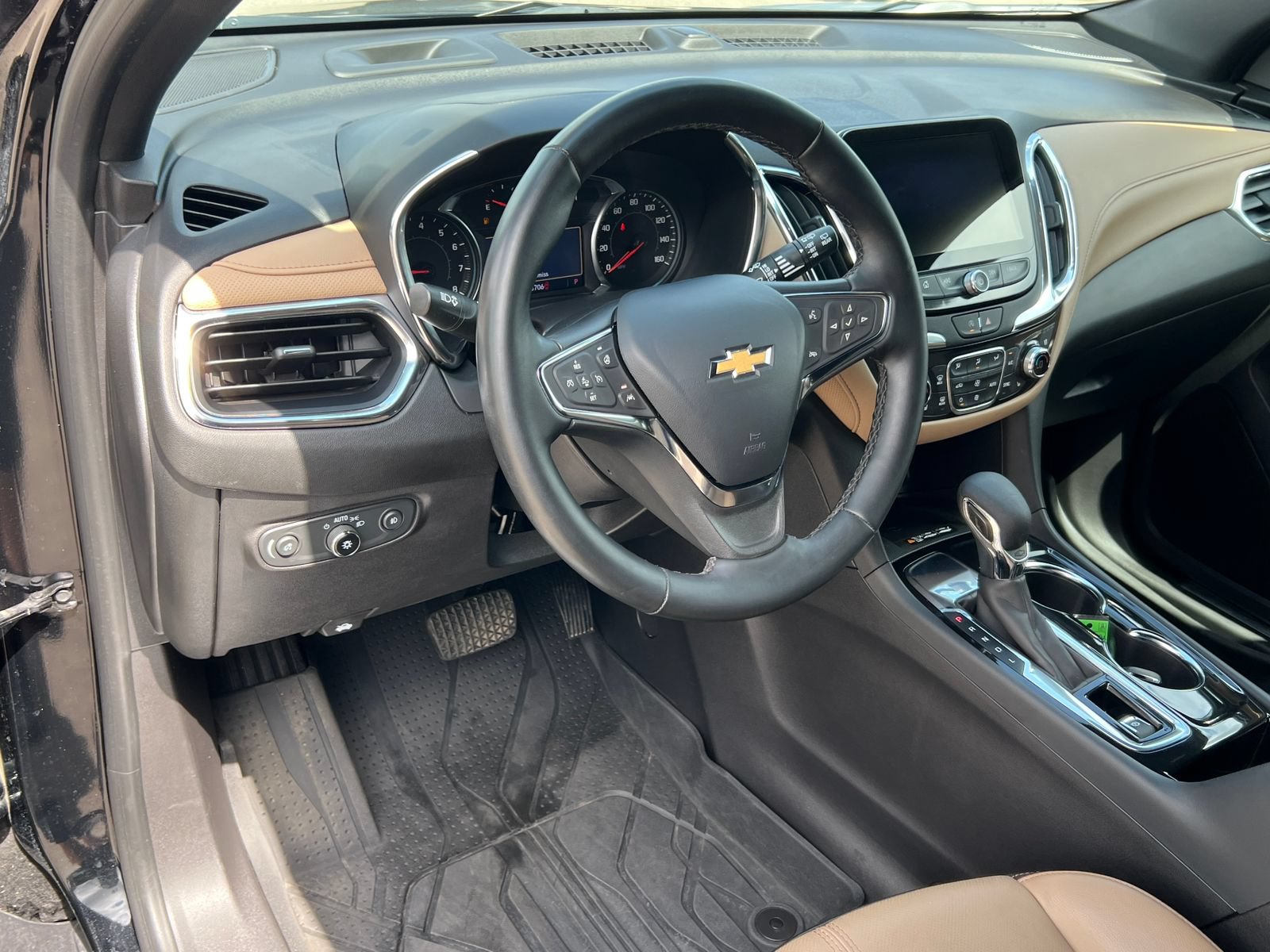 Certified 2024 Chevrolet Equinox Premier FWD image 22