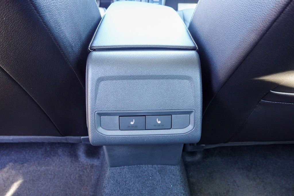 New 2025 Volkswagen Jetta SEL image 24