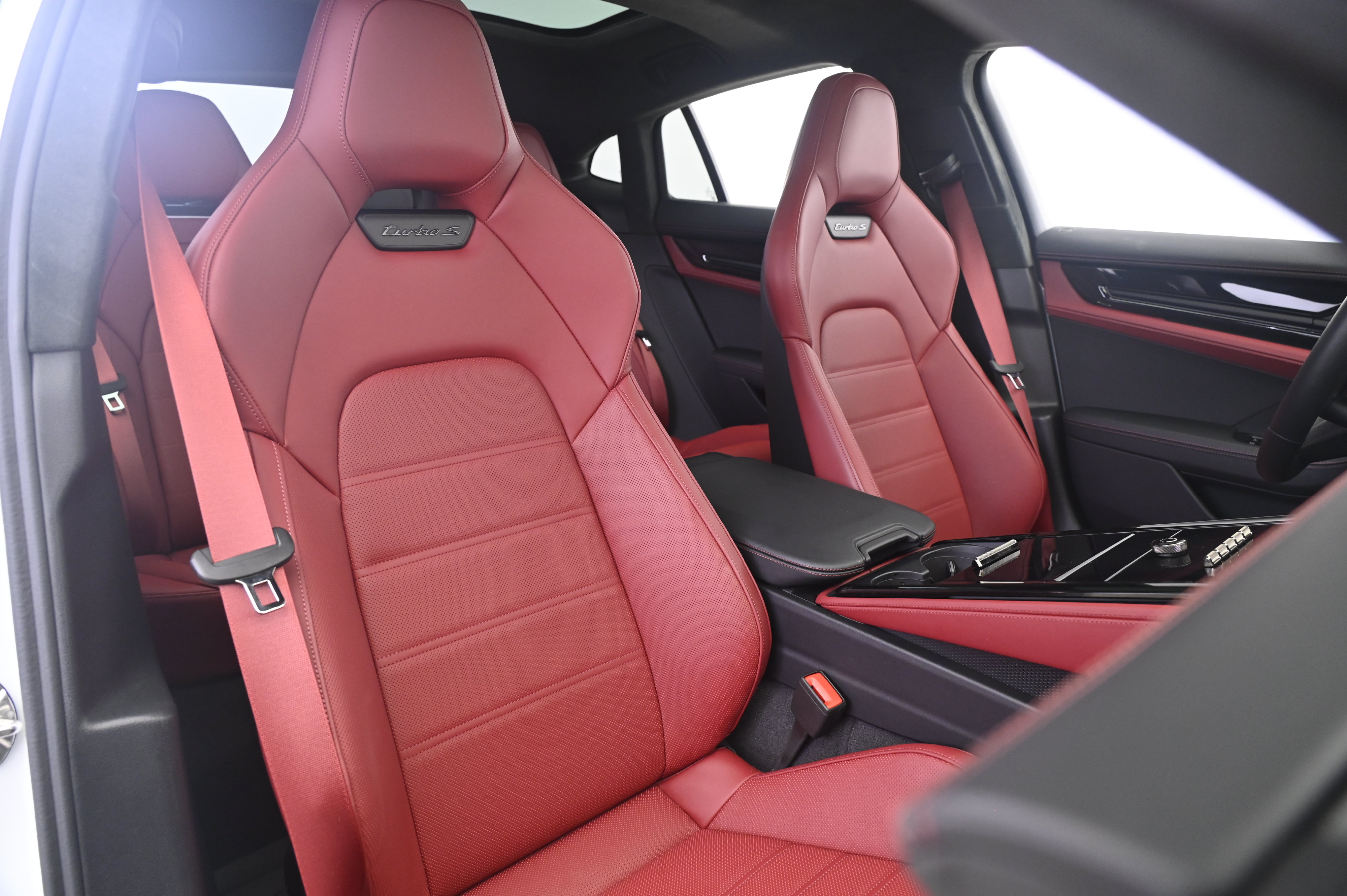 Certified 2026 Porsche Panamera Turbo S AWD/4WD image 24