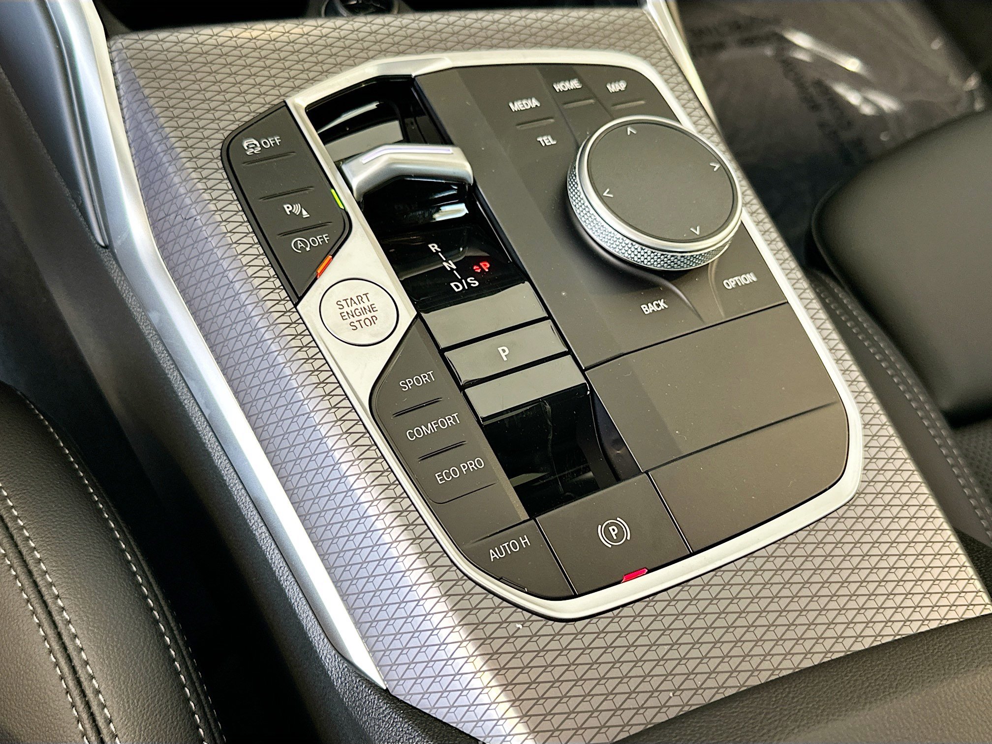 New 2026 BMW 330i Sedan w/ Premium Package RWD image 13