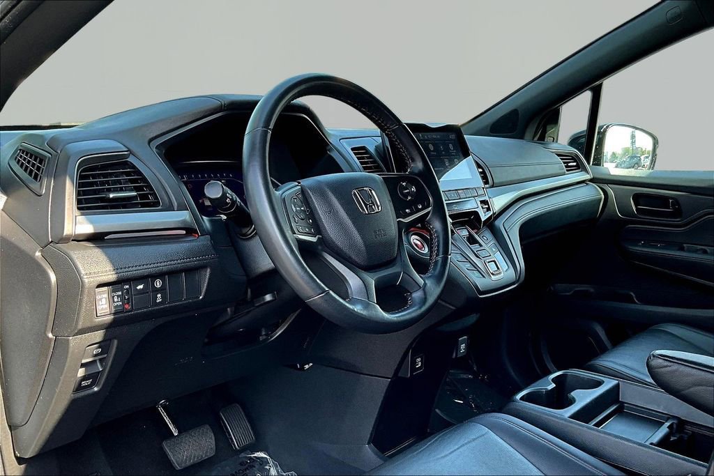 Used 2023 Honda Odyssey Sport image 17