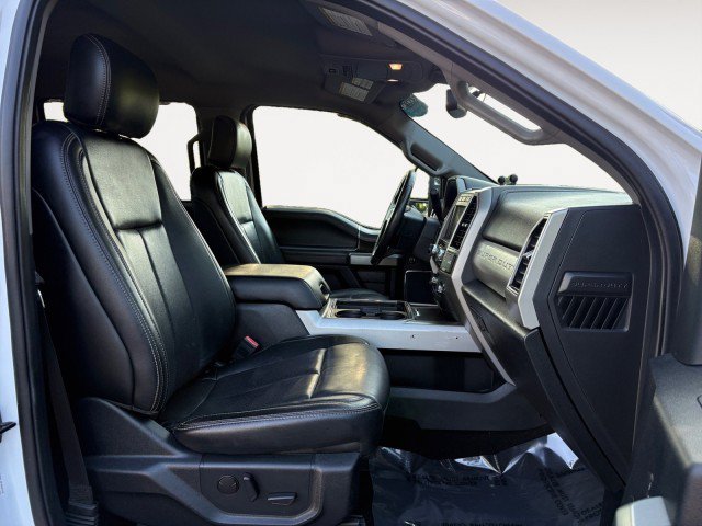 Used 2020 Ford F350 Lariat w/ Lariat Ultimate Package AWD/4WD image 4