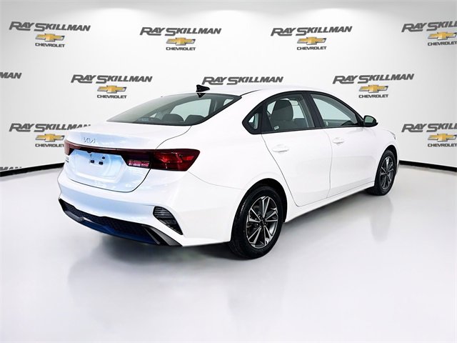 Used 2024 Kia Forte LXS image 7