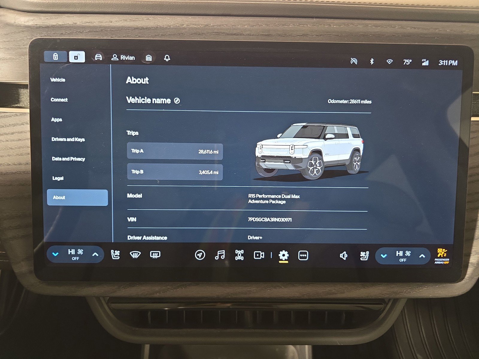 Used 2024 Rivian R1S Adventure AWD/4WD image 29