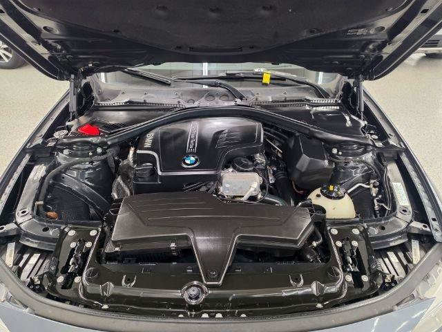 Used 2015 BMW 328i xDrive Sedan AWD/4WD image 40