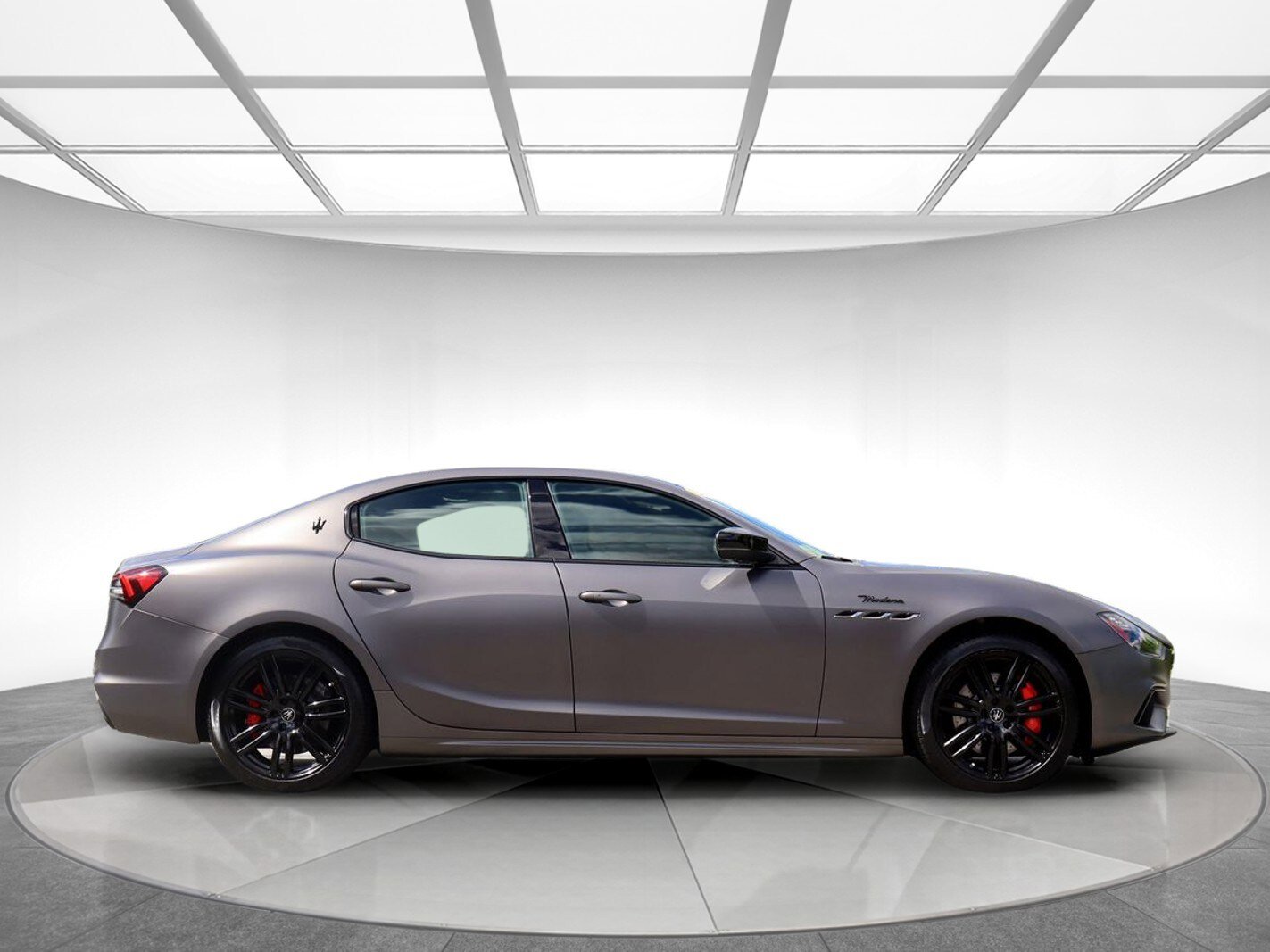 Used 2022 Maserati Ghibli Modena RWD image 4
