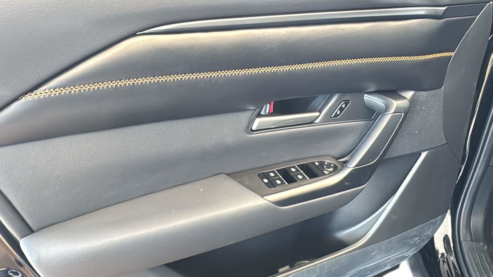 New 2026 MAZDA CX-50 AWD 2.5 Hybrid w/ Cargo Package image 4