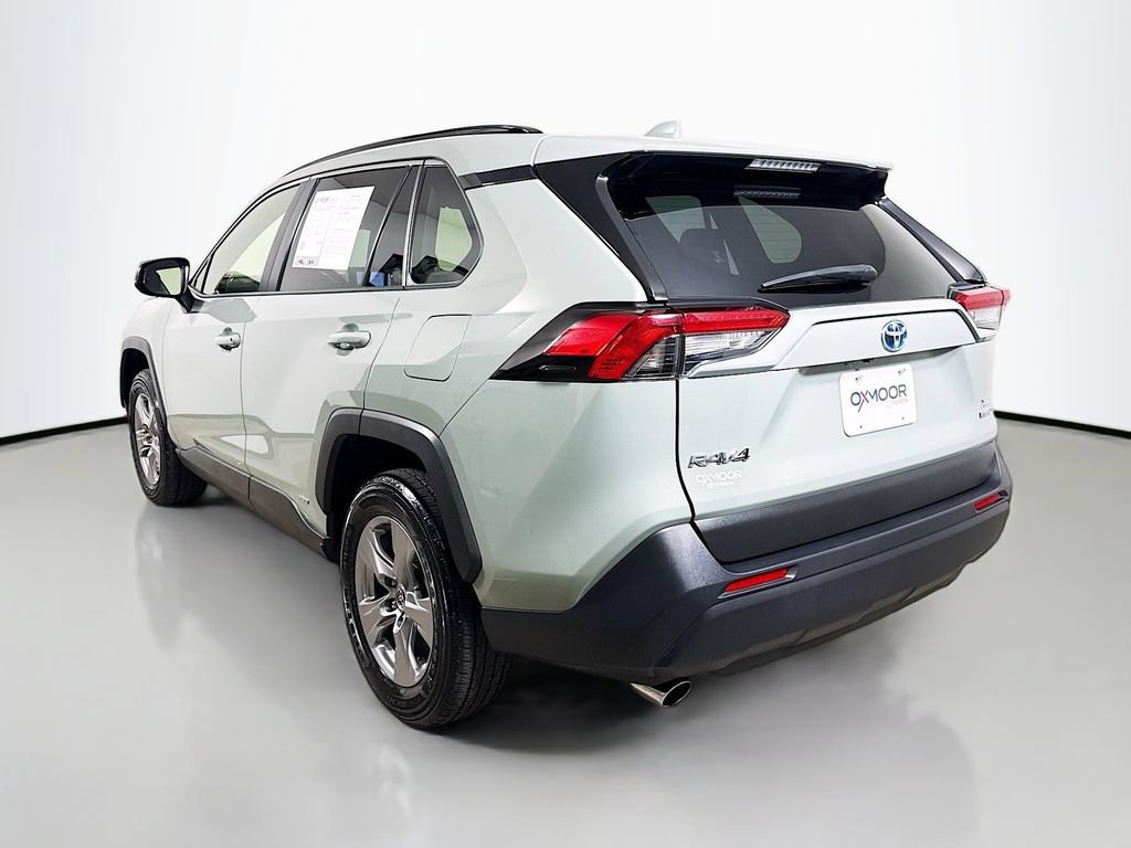 Used 2023 Toyota RAV4 XLE AWD/4WD image 5