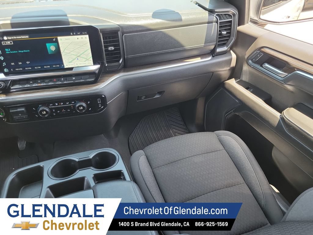Certified 2025 Chevrolet Silverado 1500 LT RWD image 24