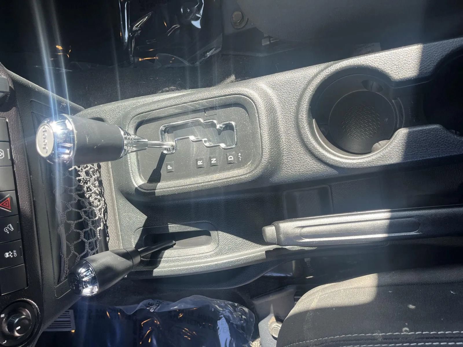 Used 2017 Jeep Wrangler Unlimited Sahara w/ Dual Top Group image 17