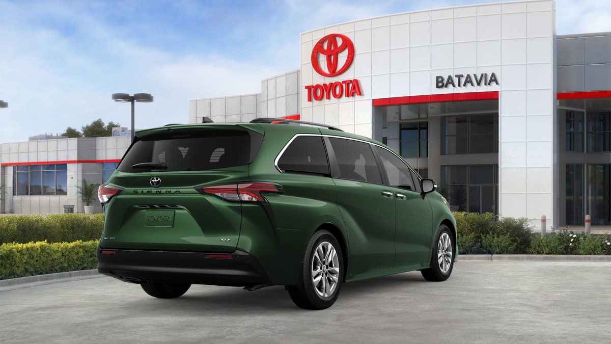 New 2026 Toyota Sienna XLE AWD/4WD image 9