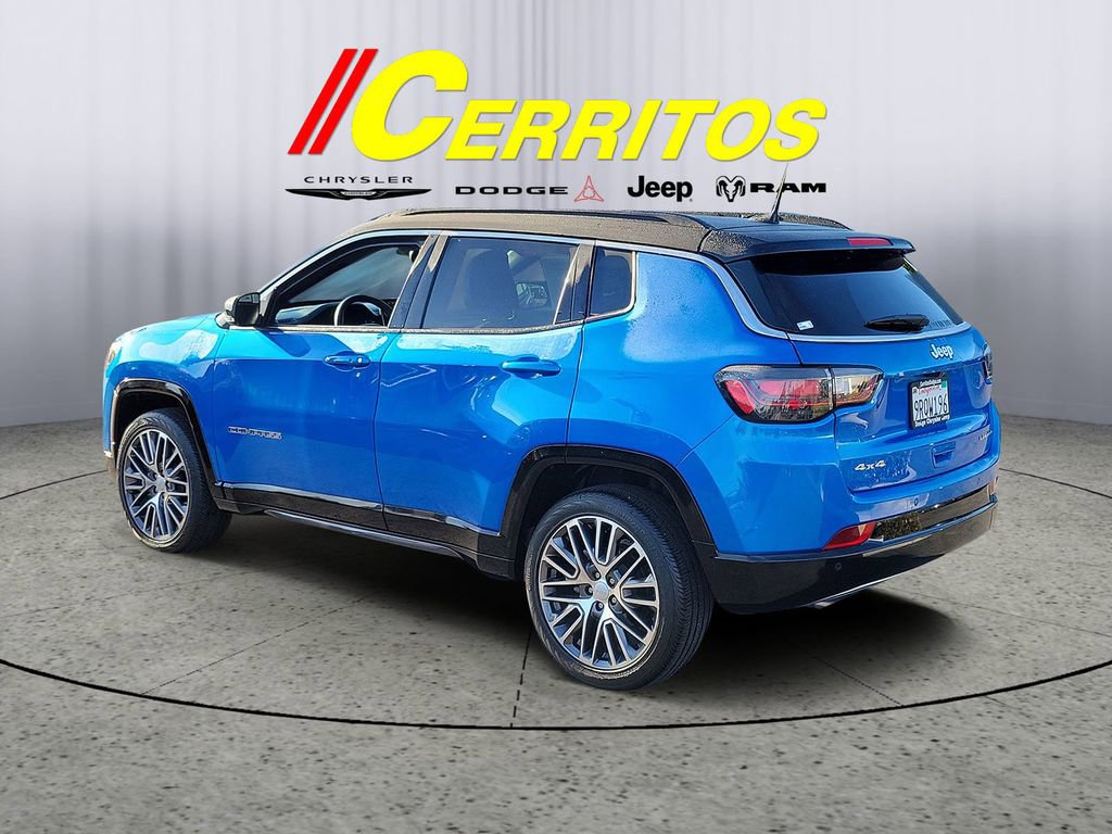 Used 2023 Jeep Compass Limited w/ Elite Group image 2