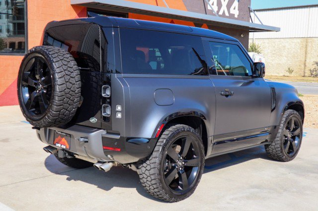Used 2023 Land Rover Defender 90 V8 image 7