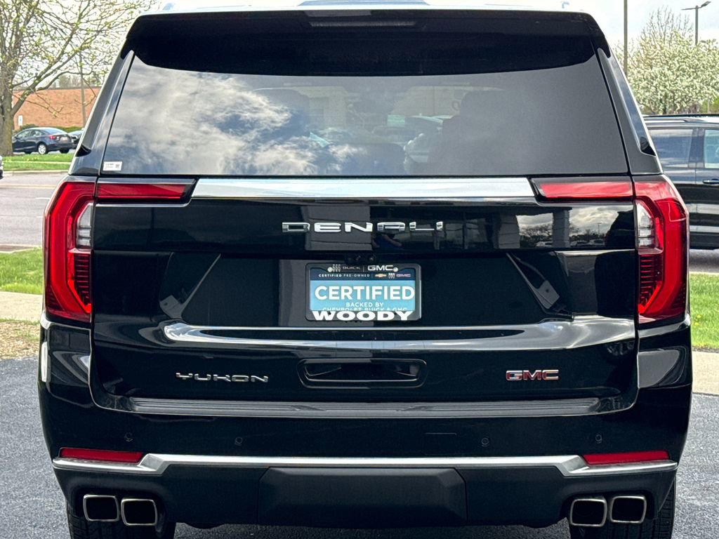 Certified 2025 GMC Yukon XL Denali w/ Denali Reserve Package image 10