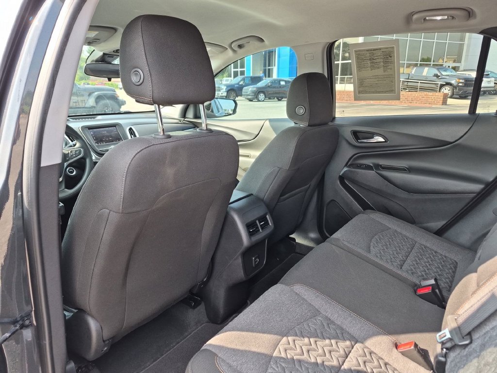 Used 2023 Chevrolet Equinox LT FWD image 31