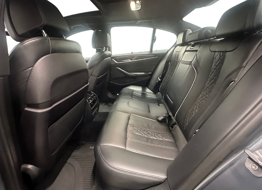 Used 2020 BMW 540i xDrive w/ Executive Package image 13