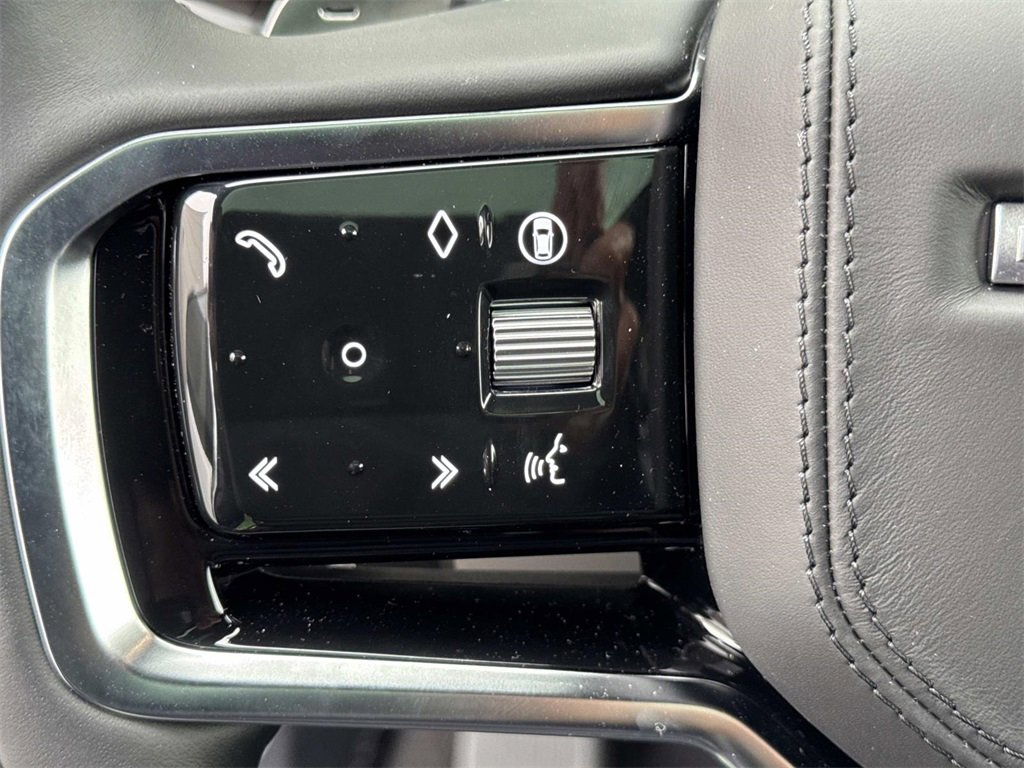 New 2025 Land Rover Range Rover Sport SE image 26