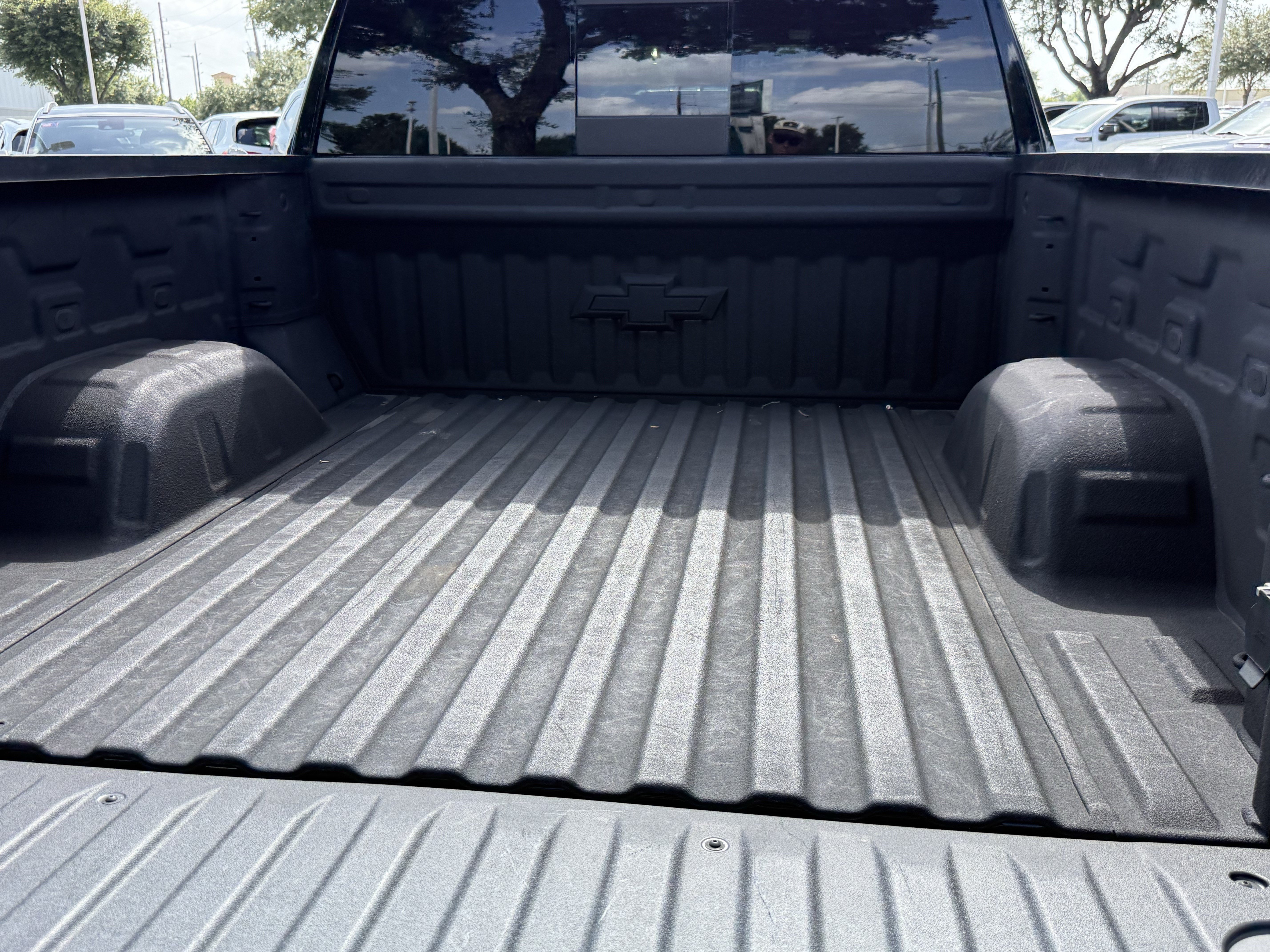 Used 2025 Chevrolet Silverado 1500 RST AWD/4WD image 31