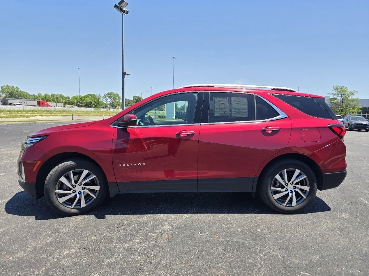 Used 2024 Chevrolet Equinox Premier AWD/4WD image 13