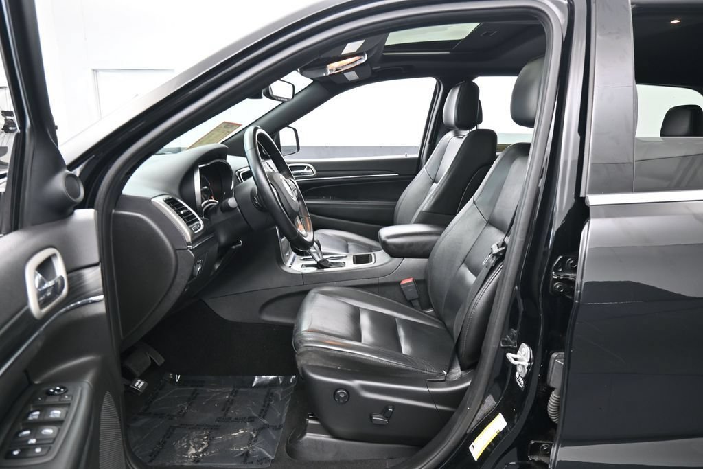 Used 2021 Jeep Grand Cherokee Limited RWD image 11