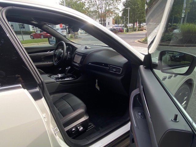 New 2024 Maserati Levante GT Ultima image 36