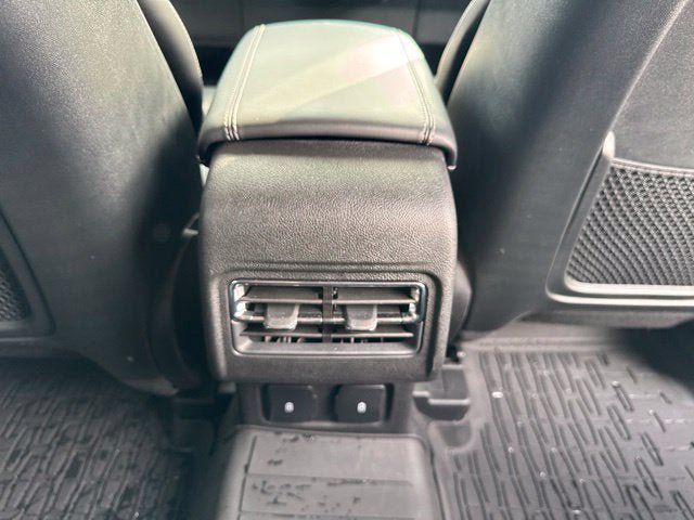 Used 2025 Lincoln Corsair FWD w/ Equipment Group 101A image 25