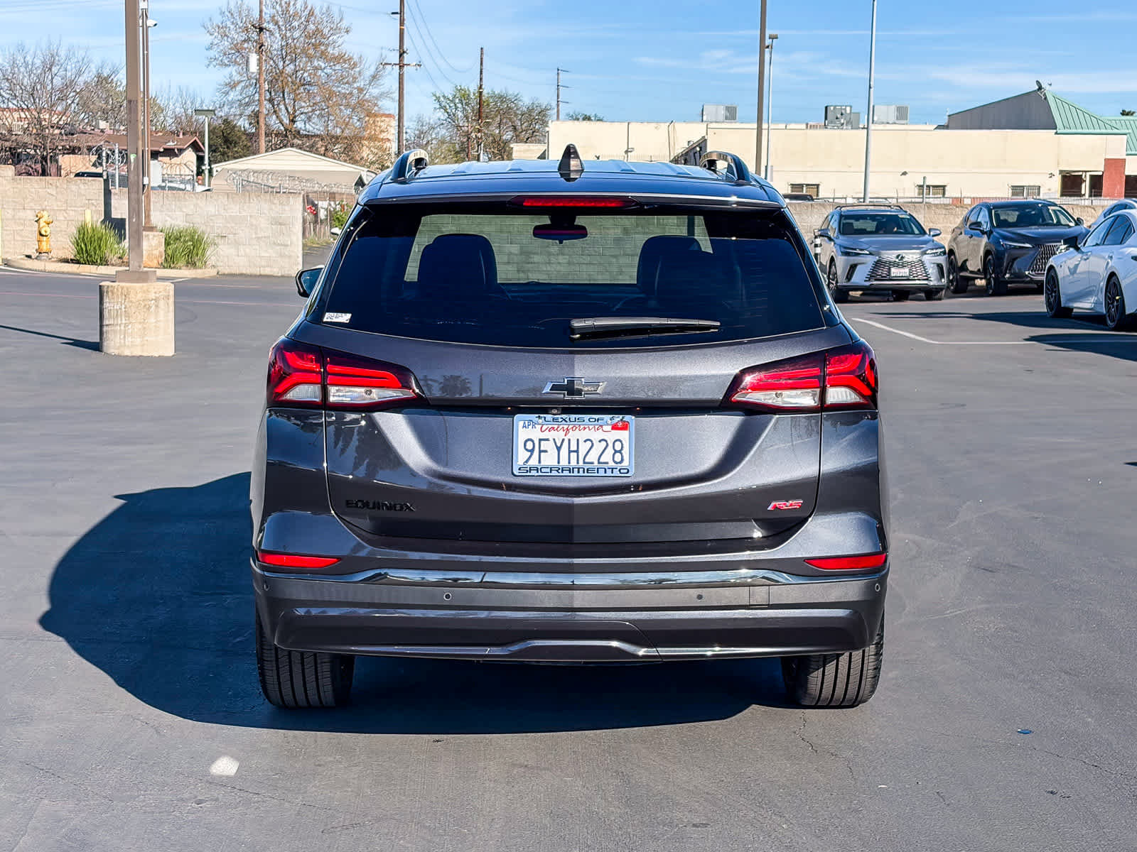 Used 2022 Chevrolet Equinox RS w/ Infotainment Package image 3