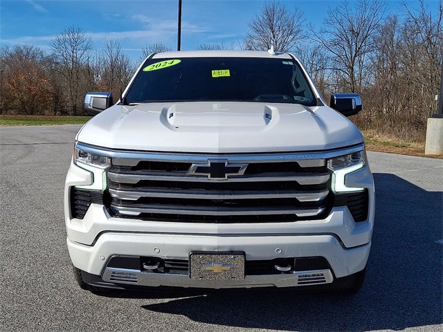 Used 2024 Chevrolet Silverado 1500 High Country w/ Technology Package image 5