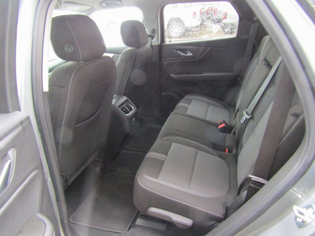 Used 2025 Chevrolet Blazer LT image 25