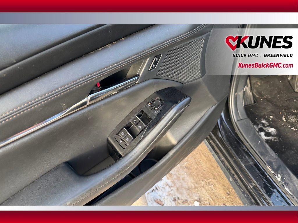 Used 2024 MAZDA MAZDA3 s image 12