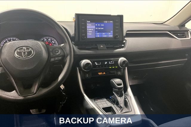 Used 2019 Toyota RAV4 LE AWD/4WD image 12